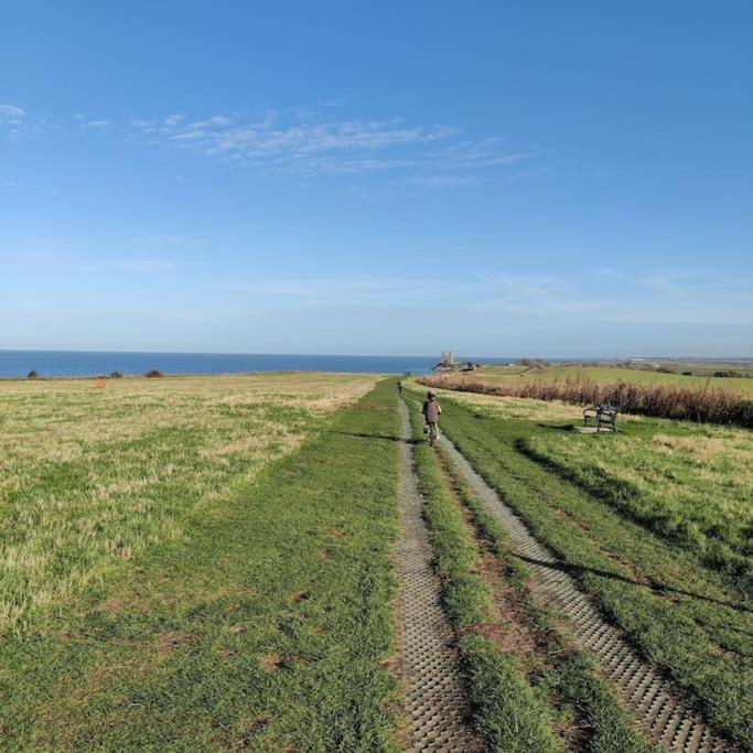 Escape To The Coast In A Luxurious Private Apartment Herne Bay Esterno foto