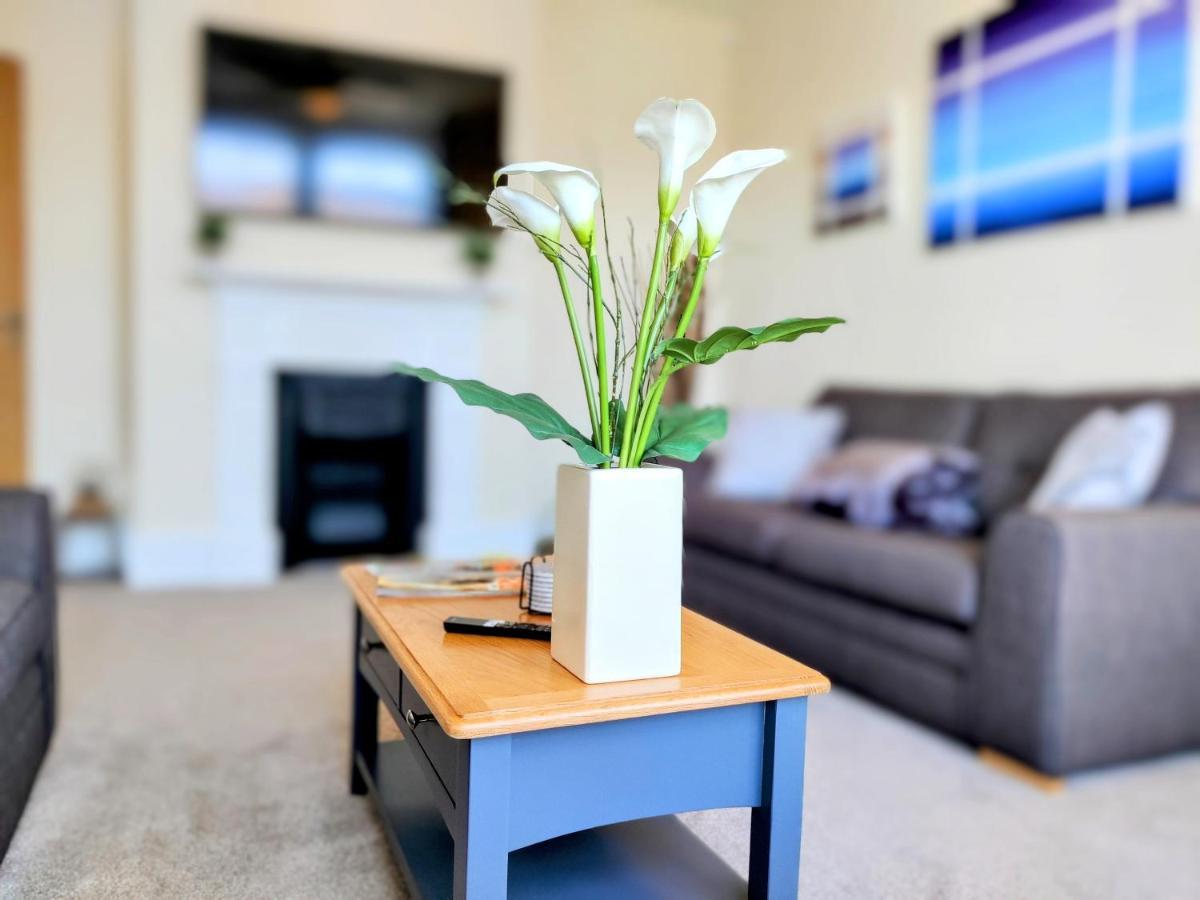 Escape To The Coast In A Luxurious Private Apartment Herne Bay Esterno foto